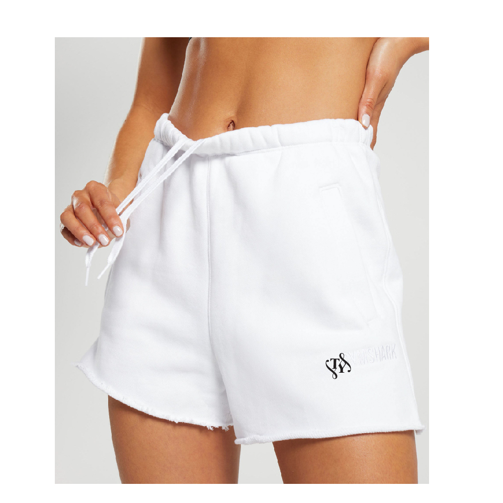 LoopbackSweatShortsGSWhiteB7A4J-WB570545_0c29e997-bc7f-4a6c-9d88-3bbf0f126d65